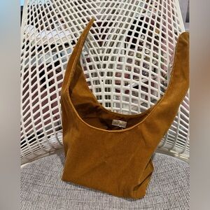 Merit Beauty Bag, brown corduroy